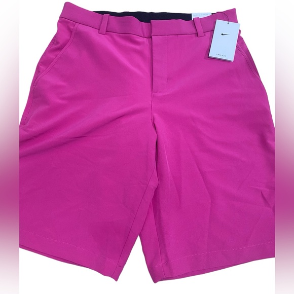 Nike Golf Shorts - Picture 5 of 7